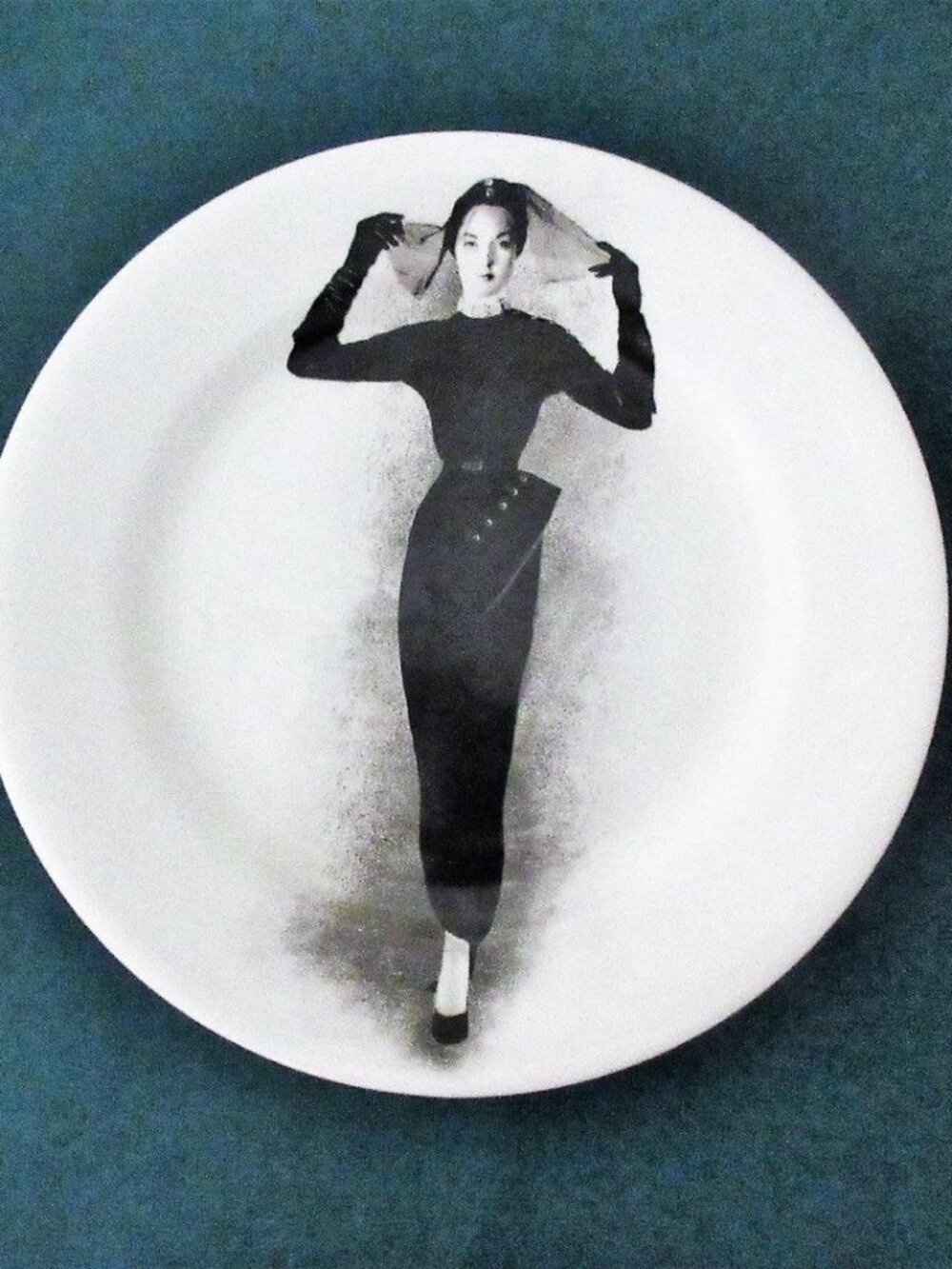 *Neiman Marcus 100th Anniversary 1907 - 2007 Fashion Illustration Plates